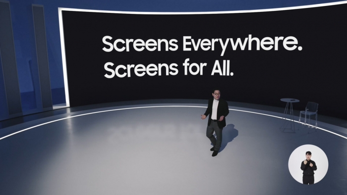삼성전자 영상디스플레이사업부장 한종희 사장이 온라인으로 진행된 ‘삼성 퍼스트 룩 2021’ 행사에서 삼성전자 TV 신제품과 전략을 설명하고 있다. 사진=삼성전자 제공