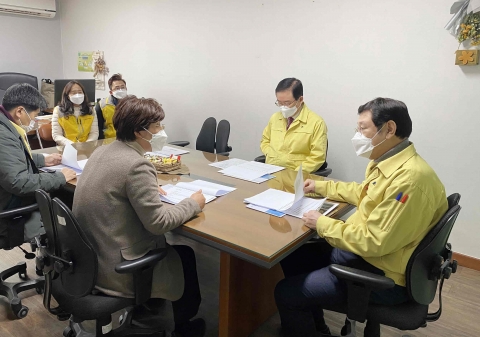 이용섭 광주광역시장, 노숙인쉼터 운영실태 점검