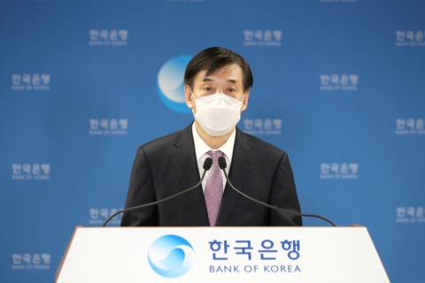 이주열 한은 총재 “조기 금리 인상 가능성 아직 없다”