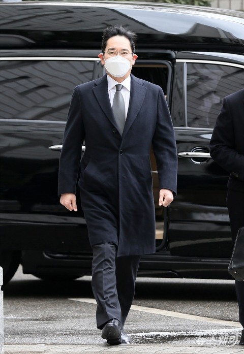 역대 재벌총수 수감 중 주가, 대부분 코스피보다 올라···삼성전자는?