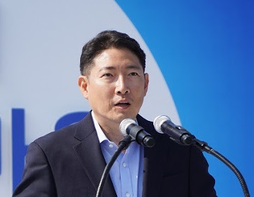 수재민 챙기는 '조현준 효성 회장' 피해복구 성금 3억원 기탁