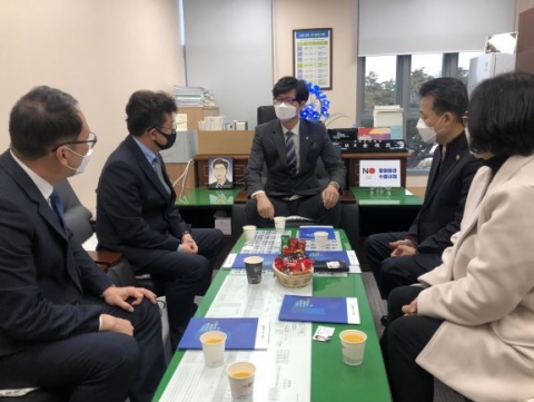 경기도의회 더민주당 수석대표단, 대구 및 경상북도의회 방문