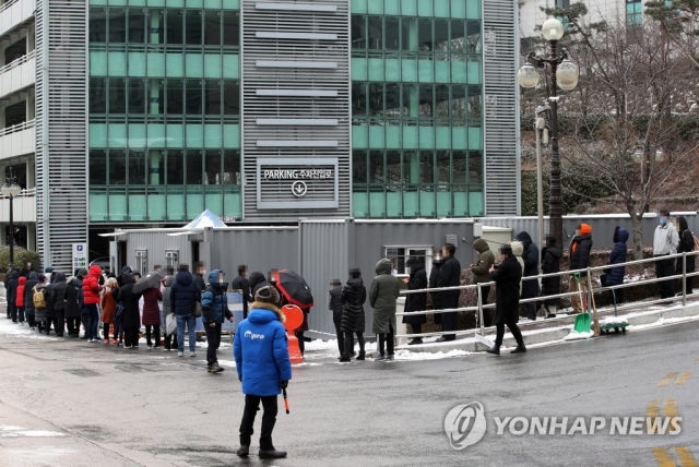 서울 한양대병원 코호트 격리···노숙인 시설도 비상