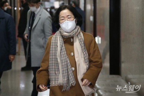 ‘온라인 플랫폼법’에 사활 건 조성욱 공정위원장