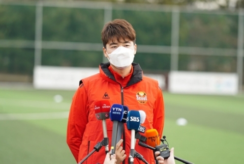 기성용 초등 성폭력 폭로 변호사 “곧 증거 전체 공개할 것”