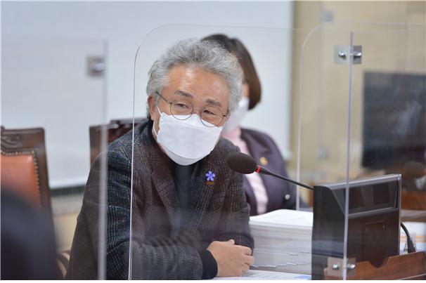이광성 서울시의원 “수소차 보급실적에 급급한 서울시, 여전히 긴 줄의 수소충전소”