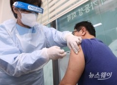 오후 6시까지 전국 366명 확진···내일 400명대 초중반 예상