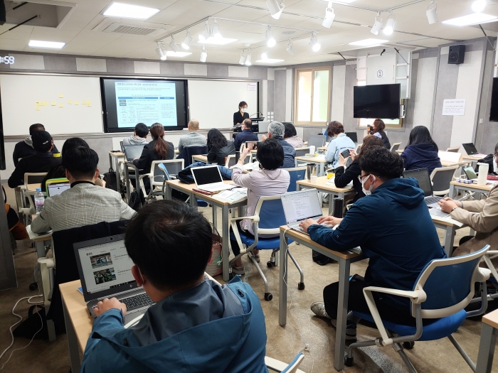 전남테크노파크 전남지식재산센터가 3월 15일부터 5일간 “2021년 전남 IP창업Zone 1기 교육”을 진행했다.