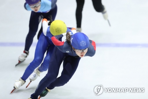 심석희, 1000m 결승 1위···회장배 대회 2관왕