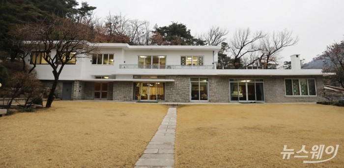 서울 종로구 청운동 고(故) 정주영 명예회장 옛 자택. 사진=이수길 기자 leo2004@newsway.co.kr