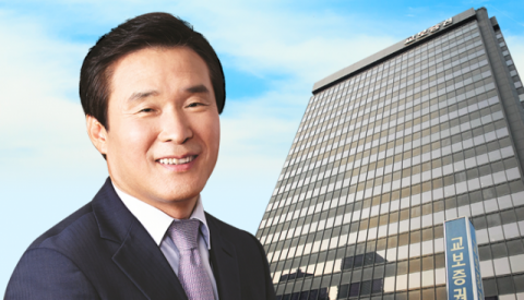 “박수칠 때 떠난다”···최장수 CEO 내려놓은 김해준 대표