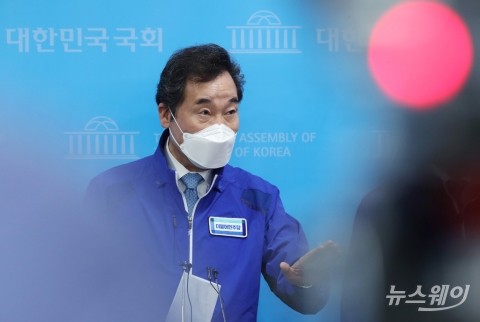 민주당 ‘재보선 책임론’에 난감해진 이낙연
