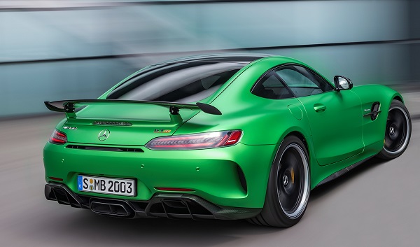 정통 고성능 스포츠카 ‘더 뉴 메르세데스-AMG GT R’. 사진=벤츠 코리아 제공