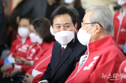 출구조사, 오세훈 59% vs 박영선 37.7%···박형준 64% vs 김영춘 33%
