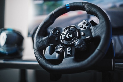 오토매닉스-로지텍, ‘AMX e스포츠 챔피언십’ 함께 달린다