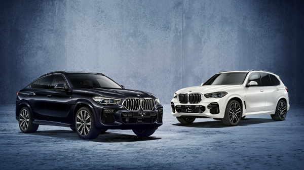 5월 출시 모델은 ‘뉴 X5 xDrive40i M 스포츠 패키지 온라인 익스클루시브’ 및 ‘뉴 X6 xDrive40i M 스포츠 패키지 온라인 익스클루시브’로 정규 판매 모델에 여러 편의사양이 추가된 온라인 전용 모델이다. 해당 모델은 BMW의 온라인 판매 채널인 ‘BMW 샵 온라인’을 통해 판매된다. 사진=BMW 제공