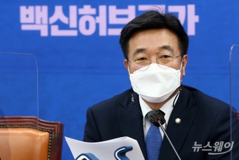 윤호중 “소급적용 문구 하나로 보상 늦어져선 안돼”