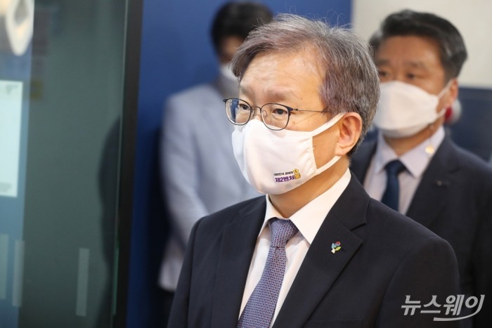 권칠승 중소벤처기업부 장관, 의료기기 제조 수출기업 간담회. 사진=이수길 기자 leo2004@newsway.co.kr