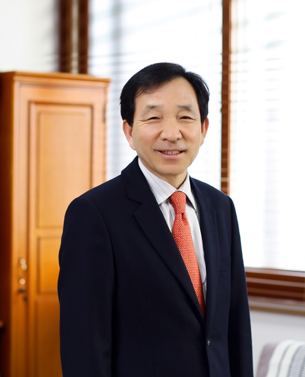 PHA(주) 김상태 회장(사진제공=대구FC엔젤클럽)