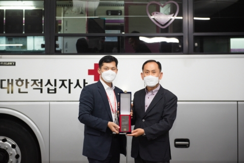 인천시설공단, 지속적인 생명나눔 헌혈로 ‘적십자 표창’ 받아