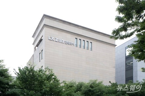 LX하우시스, ‘가전필름 특허 침해’ KCC글라스 제소