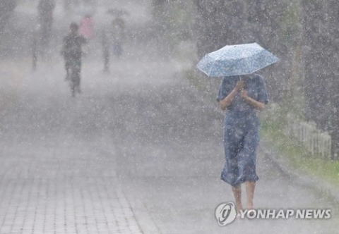 ‘가을 장마’로 전국에 비···남부지방엔 강한 비