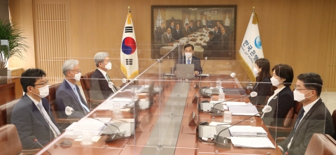 꺾이지 않는 가계대출 증가세···한은, 8월 금리인상 단행하나