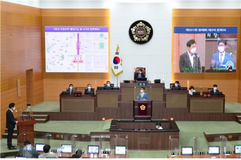 문장길 서울시의원 “이용 불편한 서울지하철 출입구 이대로는 안돼”