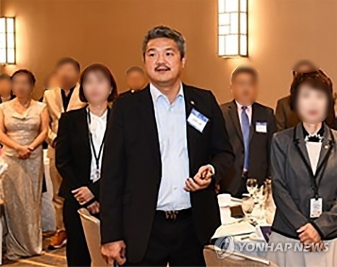 美도피 ‘옵티머스 창업’ 이혁진 송환은···10개월째 감감