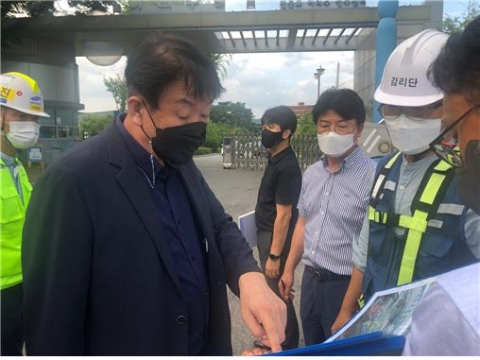 김정환 서울시의회 환경수자원위원장, 영등포아리수정수센터 현장점검