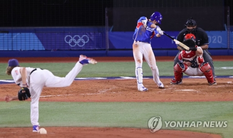 한국야구, 5회 들어 좌타자로 라이언 공략···4⅓이닝 1실점