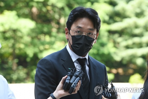 ‘프로포폴 투약’ 하정우 “심려 끼쳐 죄송···성실히 임하겠다”