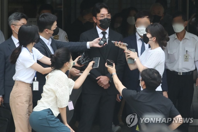 ‘프로포폴 투약’ 하정우 혐의 인정···檢 벌금 1천만원 구형