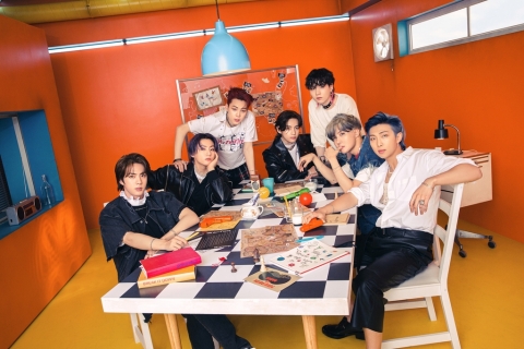 빌보드 차트 조작?···BTS “팬 충성도 이유로 표적돼” 반박