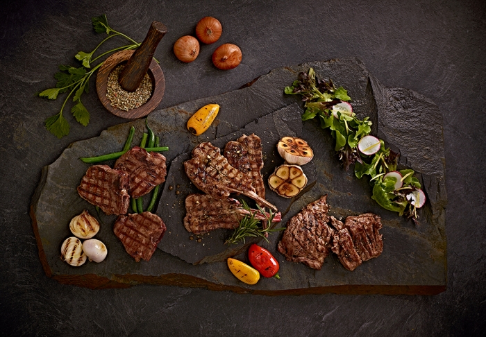 글래드 양갈비. 사진=글래드 호텔 제공