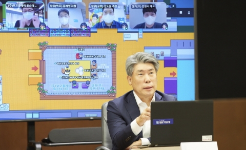 윤종원 기업은행장 “중도상환수수료 인하 검토할 것”