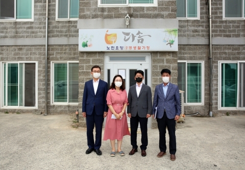 목포대, 추석맞이 사회복지시설에 위문금 전달