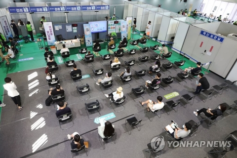 내일부터 잔여백신으로도 2차접종···화이자 3주-모더나 4주 이후