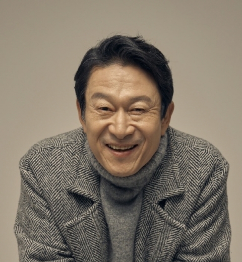 배우 김응수