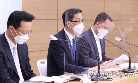 ‘1인당 월 10만원’ 내달부터 상생소비지원금 시행