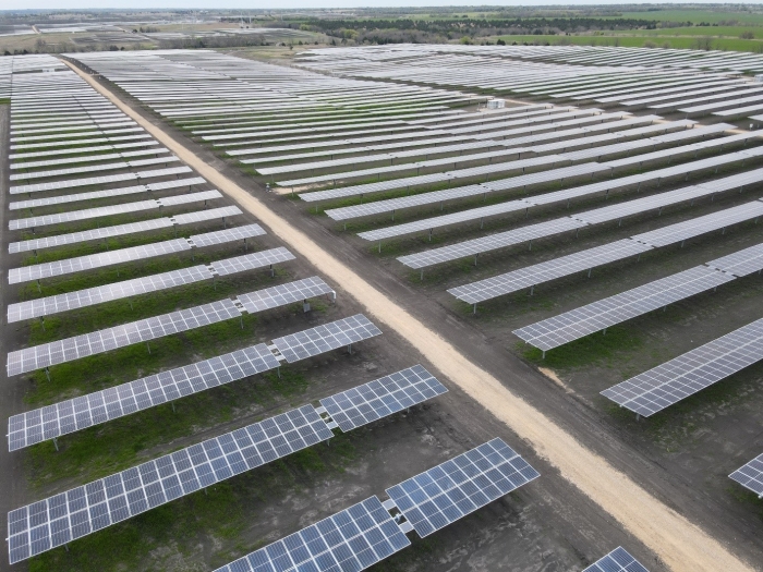 한화큐셀이 건설한 미국 텍사스주 168MW 규모 태양광 발전소. 사진=한화큐셀 제공
