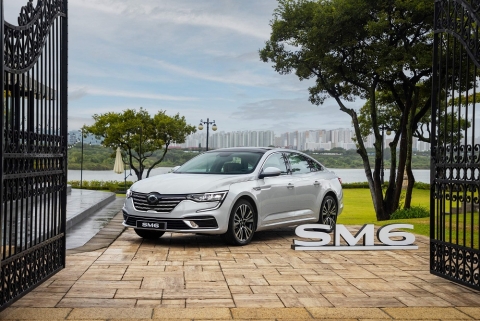 르노삼성 2022 SM6, 차에서 주문하고 픽업까지 ‘코시국에 딱’