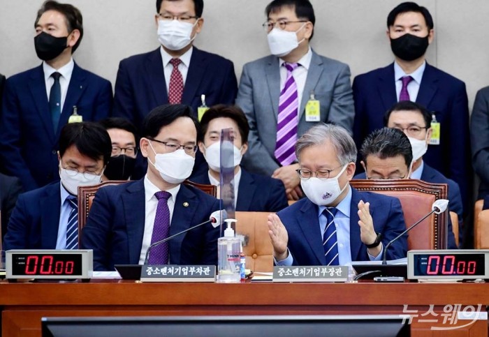국회 산업통상자원중소벤처기업위원회 중소벤처기업부 등에 대한 국정감사. 사진=이수길 기자 leo2004@newsway.co.kr
