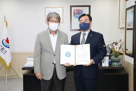전북서남상공회의소 최종필 회장, 지역인재 양성 장학금 기탁