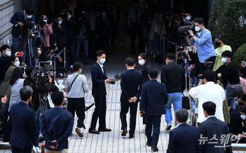 ‘대장동 의혹 키맨’ 남욱, 18일 귀국···檢, 피의자 소환
