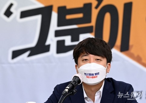 이준석, ‘종로 출마’ 가능성 시사···“여당에 고민거리 줄 것”