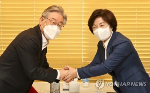 이재명-추미애 ‘원팀’ 회동···秋 ‘명예선대위원장’ 맡기로