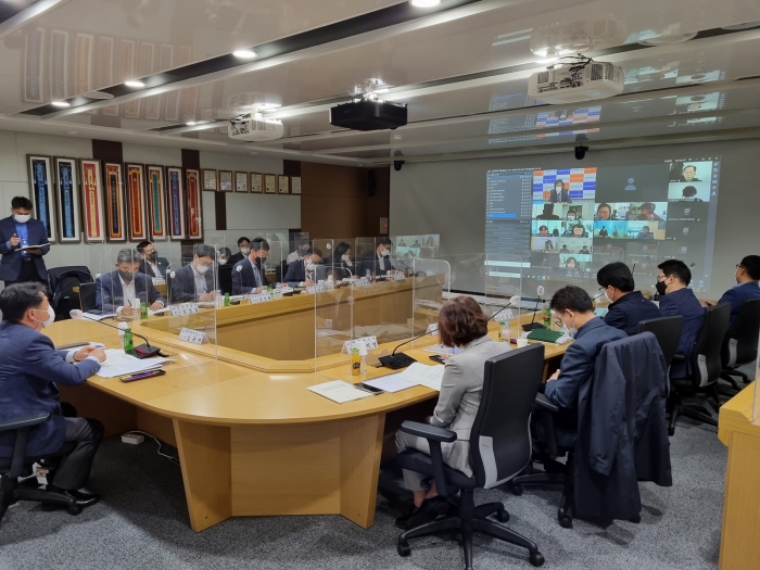 한국농어촌공사는 27일 나주 본사에서 농어촌 공간의 현안 문제 해결을 위한 토론회를 개최했다.
