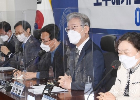 이재명 “소상공인 손실보상 하한액 높여야···타협하지 않을 것”
