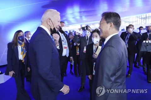 ‘한미 정상 회동’ 문재인 대통령 ‘교황 방북’ 언급에 바이든 “반가운 소식”